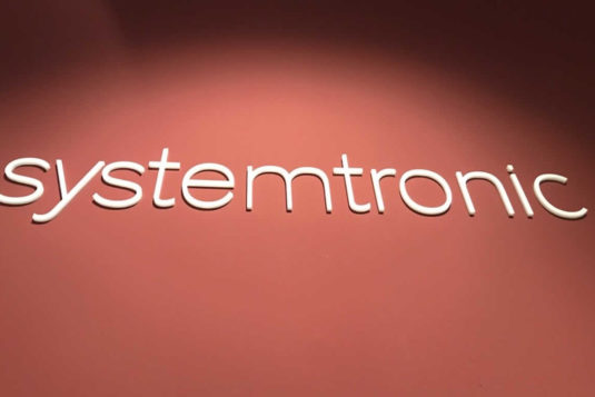 salon_de_milano_2022_systemtronic_01 salon_de_milano_2022_systemtronic_01